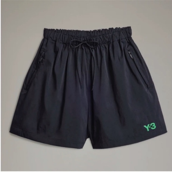 Y-3 Yohji Yamamoto BLACK Shorts with logo